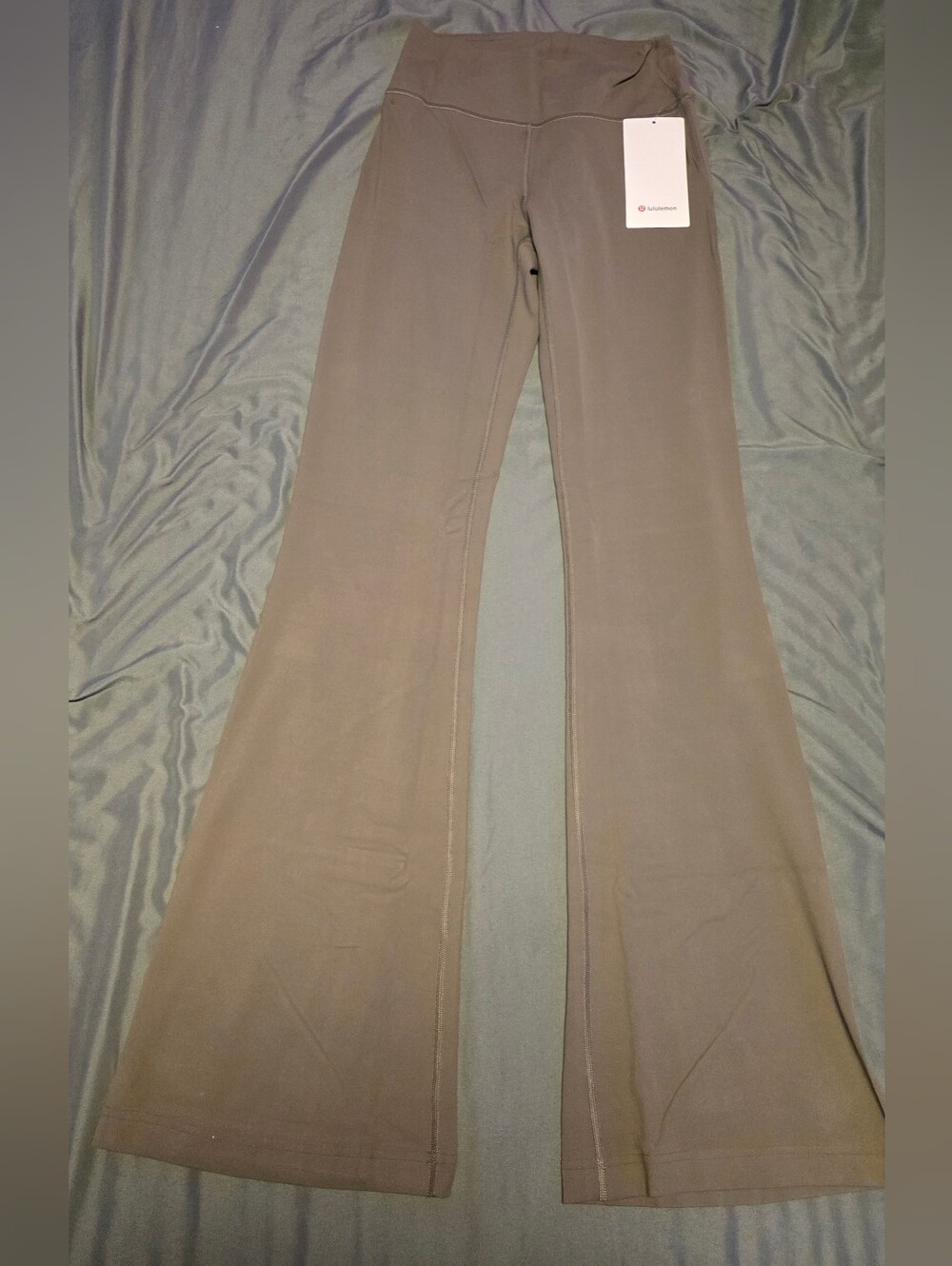 Lululemon Groove Nulu HR Flared Pant *Regular Sizes 6/8 New